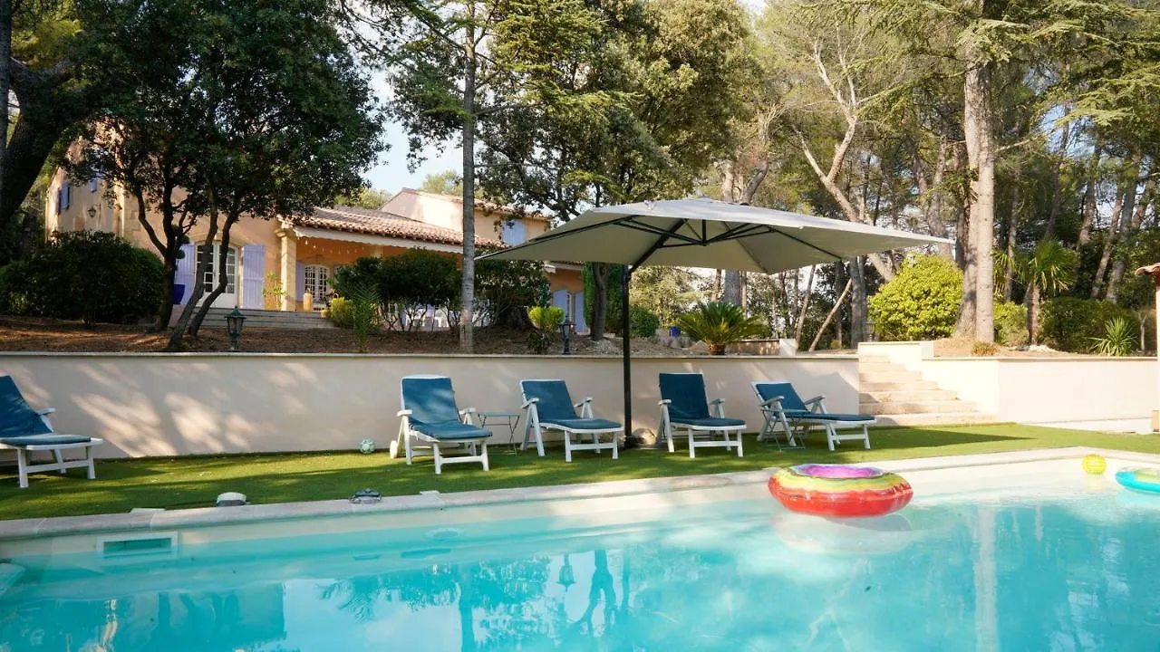 Villa Bois Romay Dans Le Luberon Avec Piscine, Tennis Et Petanque. La Bastide-des-Jourdans 0*,  France